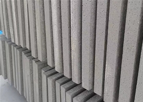 無(wú)機(jī)聚合保溫板